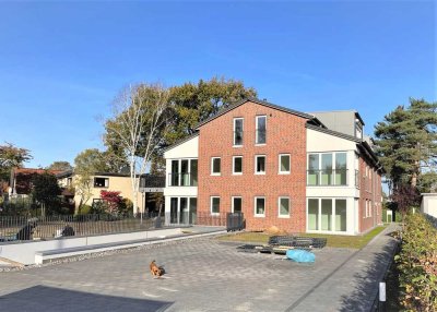 SCHÖNE HOCHWERTIGE KfW 55 MIETWOHNUNG IN TANGSTEDT