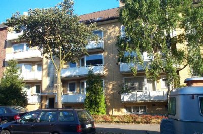 Sehr schöne 2 Zi.-Dachgeschoss-Whg, ruhige Lage, nähe Horner Rennbahn