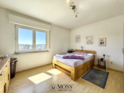 Helle 3-Zimmer-Wohnung mit spektakulärem Weitblick und zwei Balkonen in Singen