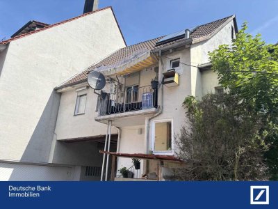Großzügiges 1 Familienhaus mit ELW in zentraler Lage