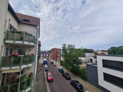 Magdeburg - Neue Neustadt - 2-Raumwohnung mit Balkon & Stellplatzoption in gepflegter Wohnanlage
