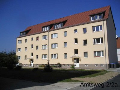 2-Raum-Wohnung im Dachgeschoss, ideal für 1- bis 2-Personenhaushalte