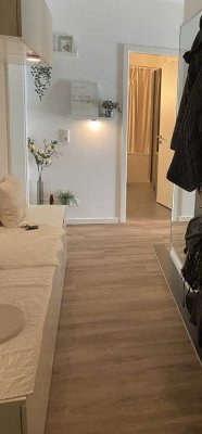 Hochwertige, helle 3-Zimmer Wohnung in zentraler, ruhiger Lage