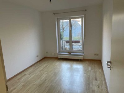 Charmante 2-Zimmer Wohnung im EG mit 2 Terassen in Freiburg-Munzingen