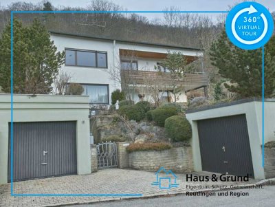 Haus mit 2 (oder 3?) Wohnungen in bester Lage, Heizung + Fenster erneuert / Solarthermie + 2 Garagen