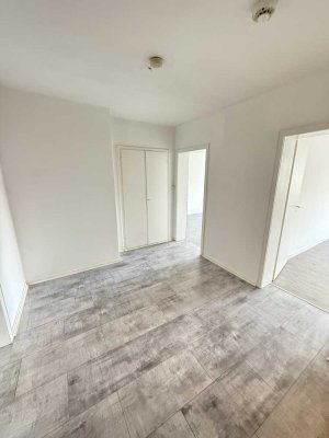 Helle 2-Zimmer-Wohnung mit modernem Bad!