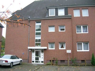 Schöne 3 Zimmer Wohnung im Erdgeschoss gelegen