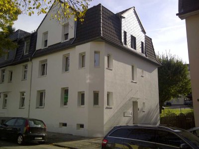 Helle, sanierte 3-Zimmer-Wohnung mit Balkon in Solingen Wald