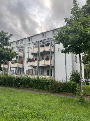 Heimgarten 2-Reihe, Balkon, offene Wohnküche, Bezug nach Fachsanierung mit neuer Innendämmung