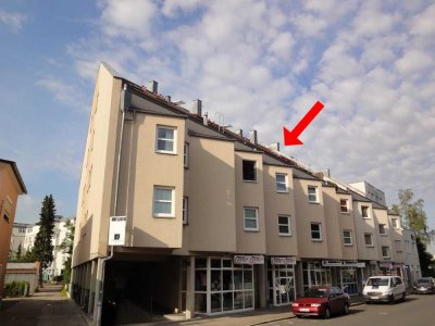Erlangen, Nähe Rathausplatz!   Exklusive 2-Zi-Dach-Terrassenwohnung
