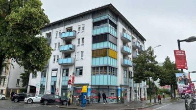 Renovierte ETW in der Karli mit Balkon+TG-Platz und Aufzug