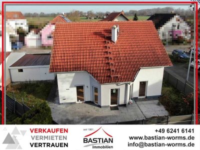 Es lebe die Familie… in einem modernen EFH: ca. 144 m² Wfl. - Garten - Doppelgarage - Rheindürkheim!