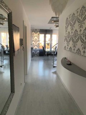 4 -Zimmer-Komfort- Maisonette-Wohnung (vollständig modern möbliert) mitten in Ostfildern-Nellingen