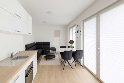 Barrierefreie Erdgeschosswohnung mit großer Terrasse, Garten und Stellplatz, möbliert und sofort