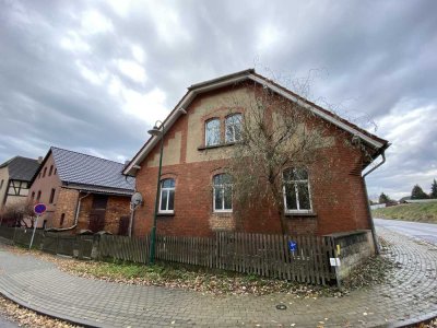 Soeben im Preis gesenkt: Großzügiges Einfamilienhaus in Völpke - Badeleben