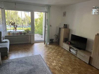 Reihenhaus mit 6 Zimmern, Balkon, Garten und Stellplatz – zentral gelegen