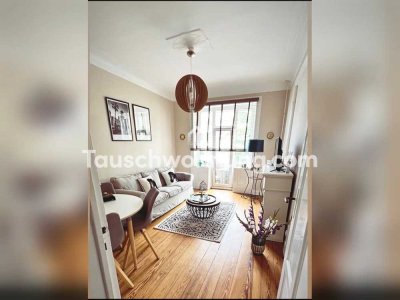 Tauschwohnung: Altbau Wohnung mit 1 Balkon