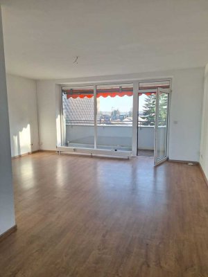 Helle, ruhige 3-Zimmer-Wohnung mit zwei Balkonen in Erlangen