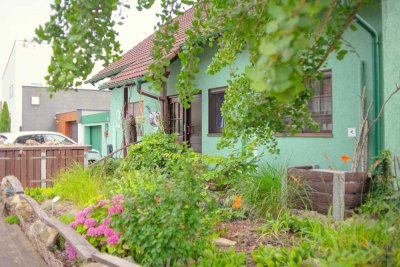 Mehrgenerationen-Künstlerhaus mit besonderem Charakter sucht neuen Liebhaber!