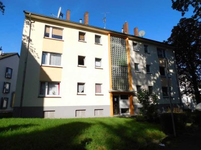 Frisch renovierte 3-Zi.-Whg. mit neuem Bad und neuem Boden
