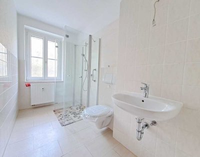 Helles Wohnglück in zentraler Lage von Plauen – 2-Zimmer-Traum mit sonnigem Balkon
