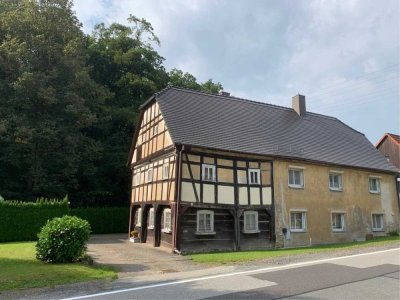 Umgebindehaus mit massiven Anbau in Wittgendorf