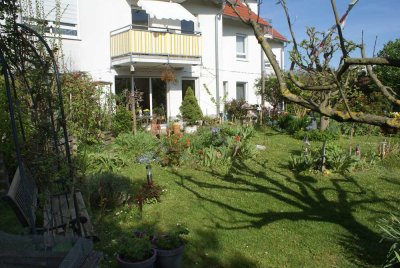 Sehr helle, geräumige und modernisierte 2-Zimmer-EG-Wohnung  in Bad Nauheim