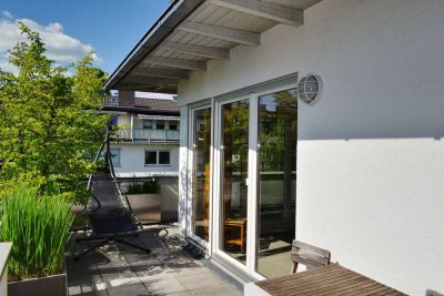 Sonnenverwöhnte 3 Zimmer Dachterrassenwohnung in Opladen mit Tiefgaragenstellplatz