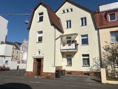 Sehr gepflegtes 4-Parteienhaus in Köln-Holweide
