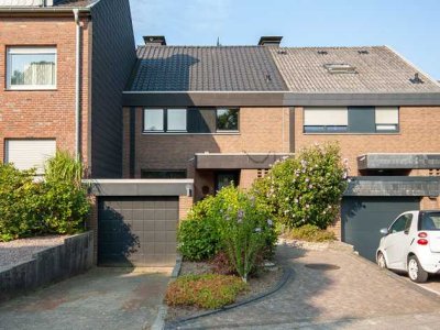 Gut aufgeteiltes Einfamilienhaus mit Ausbaureserve in  MG-Ohler!