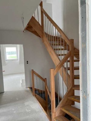 Preiswerte, neuwertige 5-Raum-Doppelhaushälfte in Gunzenhausen