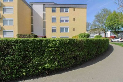 Sanierungsbedürftige Erdgeschosswohnung mit großem Garten und viel Potenzial