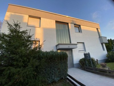 Wohnen auf Zeit luxuriöse geräumige möblierte 4,5-Zimmer Wohnung in Mülheim a. d. Ruhr zu vermieten