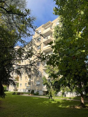 TOP LAGE ruhige, helle 4 Zimmer-Wohnung mit Balkon am FROSCHBERG | ab sofort verfügbar