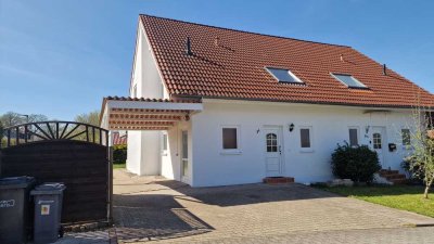 Ansprechende 5-Zimmer-Doppelhaushälfte in Barntrup