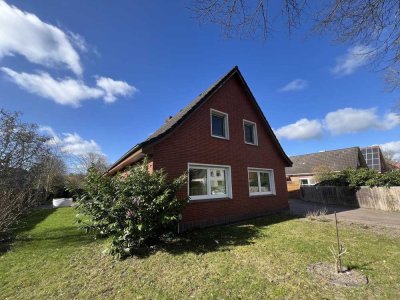 Vielseitiges Einfamilienhaus in zentraler Lage von Uplengen