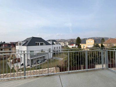 Schöne Aussichten! 5-Zimmer-Maisonette,  2 Bäder, großer  Balkon, 2 Stellplätze! Erstbezug!!