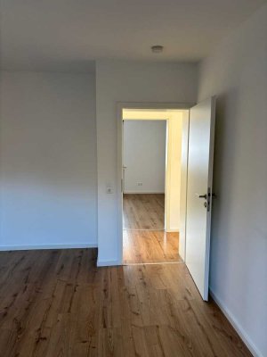 Neuwertige 3,5 Zimmer Wohnung mit gehobener Ausstattung in Landshut Schönbrunn