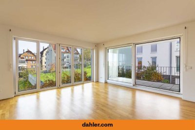 Wohnen mit Stil - Elegante 3-Zimmer-Wohnung mit Loggia, TG-Stellplatz und Einbauküche