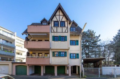 Leverkusen-Opladen: 
Charmantes Mehrfamilienhaus mit vier Garagen nach WEG geteilt