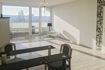 Lichtdurchflutete 2-Zi.-Wohnung vor den Toren Frankfurts