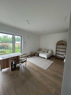 Schöne 2-Zimmer-Erdgeschosswohnung Neubau in Eggenfelden mit Terrasse und Gartenmitnutzung & WLAN