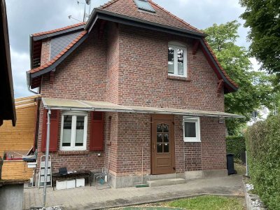 Sofort ins sanierte Eigenheim (Doppelhaushälfte)