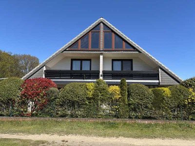 Zweifamilienhaus mit großem Wintergarten und Vollkeller an der Grenze zu Schwanewede