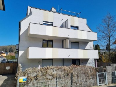 "In Kaufabwicklung!" GEPFLEGTE NEUBAUWOHNUNG MIT BALKON IM ZENTRUM