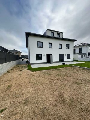++ 4- Zimmer Maisonette Wohnung mit Terrasse ++