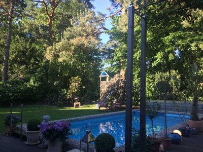 Von privat in Schlachtensee! Familiendomizil mit Pool!