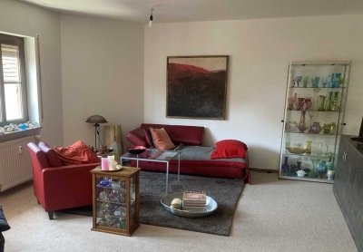 Helle 3-Zimmer Wohnung mit Balkon und Wintergarten in Buchen (Odenwald)