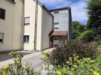 *** Moderne 77m² 3-Zimmer-Wohnung mit Terrasse &amp; Carport – Wohnen im Herzen von Stanz!***