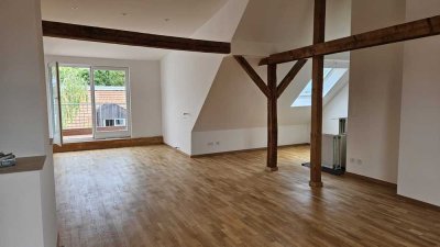 Großzügige 2 Zimmer-DG-Wohnung mit Dachterasse in München Alt-Schwabing, Erstbezug nach Kernsanierun